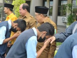 Bupati Sumbawa Lepas Kontingen Marching Band Ponpes Modern Dea Malela ke Kejurnas 