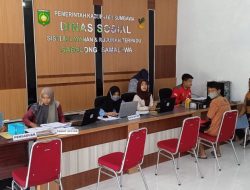 Warga Sumbawa Ramai-Ramai Alihkan BPJS Mandiri ke PBI 