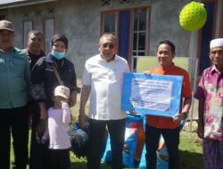 Bupati Sumbawa Serahkan Bantuan Sarpras Untuk Kelompok Budi Daya Perikanan di Desa Labuhan Alas 