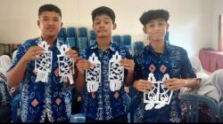 Siswa SMPN 7 Banjarmasin Belajar Seni Kelingking dan Ragam Hias Sumbawa 